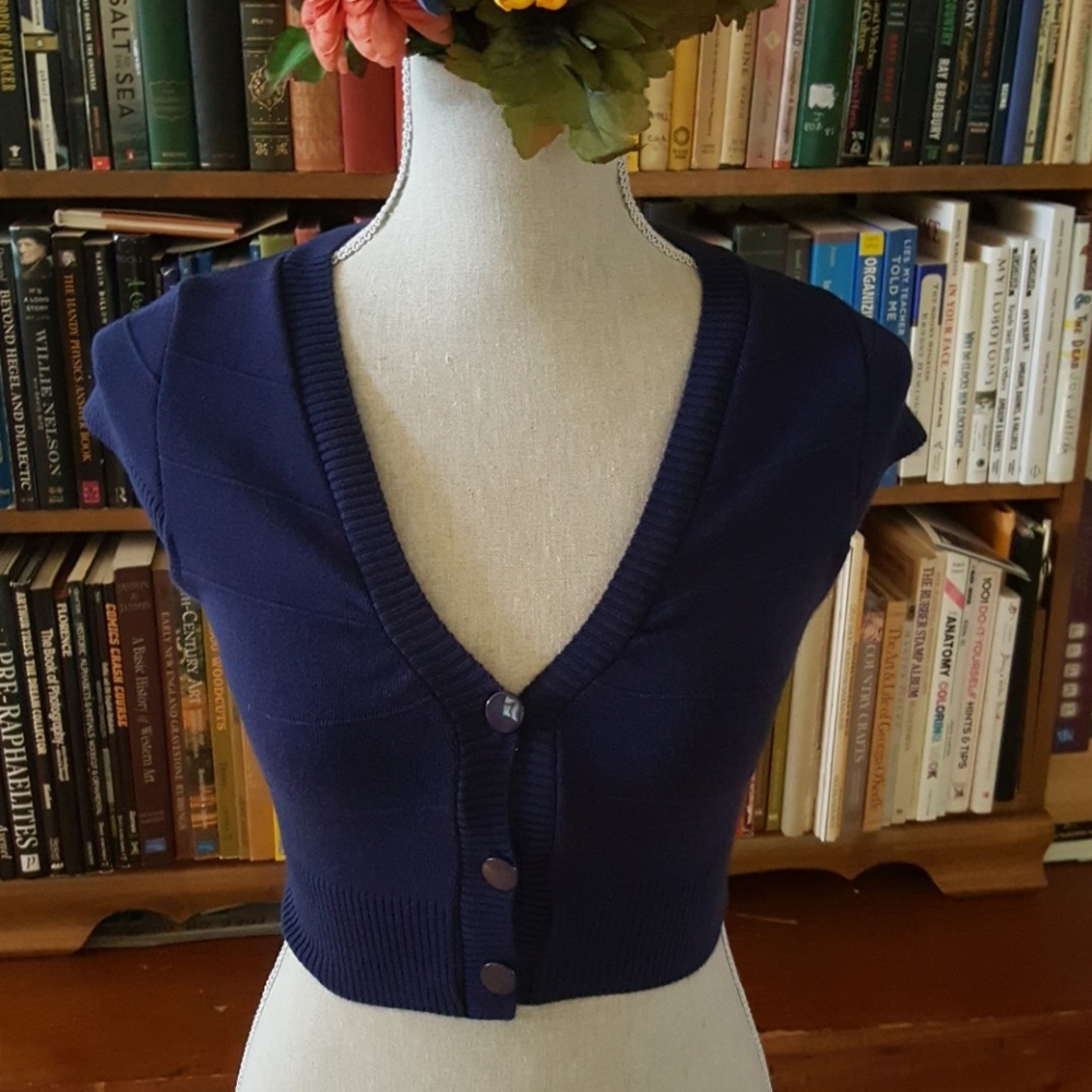 Dark blue Dreamers crop cardigan S/XS.